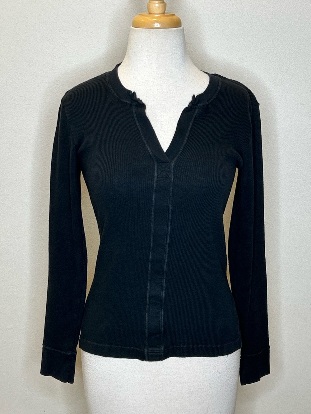 Christina Lehr Black Ribbed Long Sleeve Split V Top Size 2 S